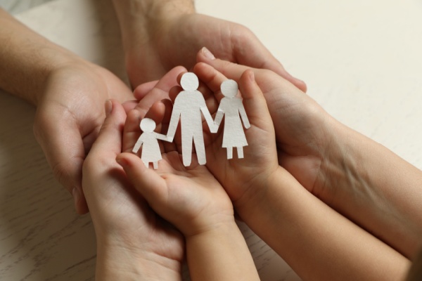 Salari� adoptant : combien d�absences autoris�es ?