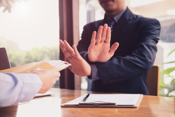 C�est l�histoire d�un employeur pour qui un mail � group� � devrait suffire...