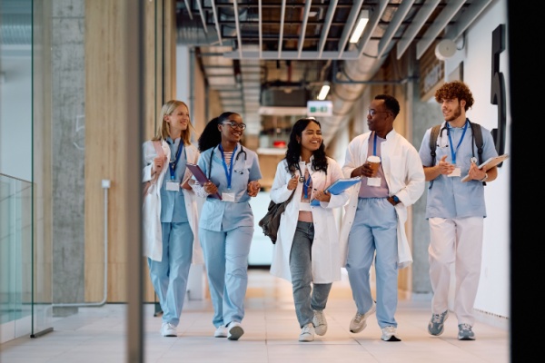 M�decins : comment obtenir un droit d�exercice compl�mentaire ?