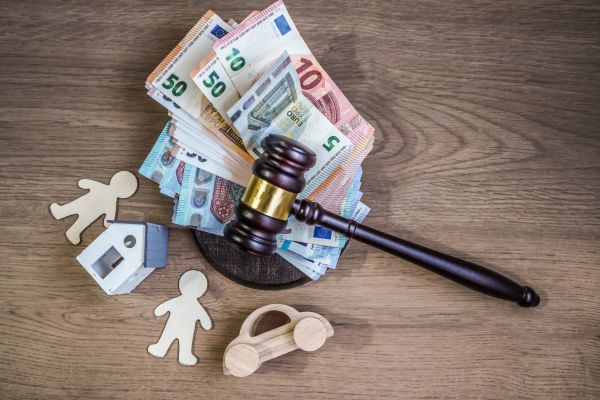 Succession : les donations du parent renon�ant comptent-elles ?