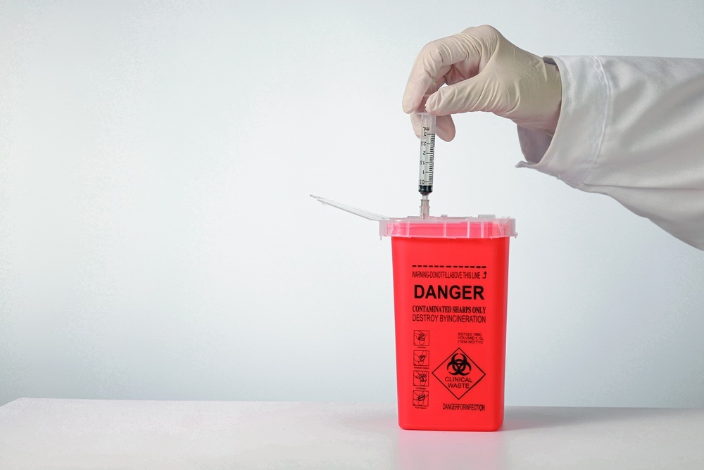 D�chets de soins � risques infectieux et emballages : une exp�rimentation possible