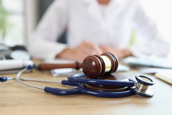 Arr�t maladie et cong�s pay�s : le juge pr�cise les r�gles de prescription